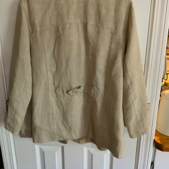 Studio Works Woman - Picture 4 of 6